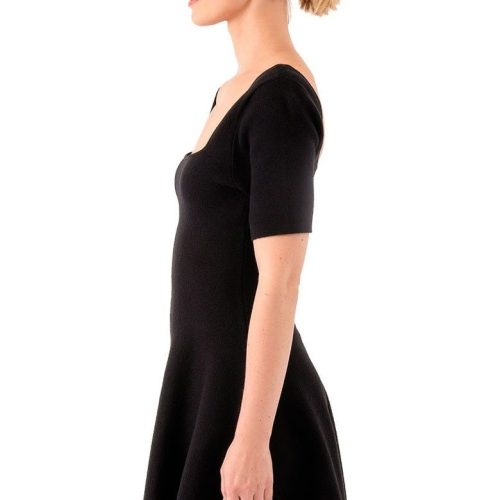 senorita dress black side crop2